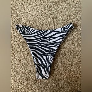 SKATIE BIKINI BOTTOM